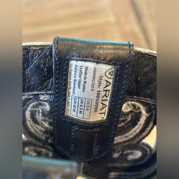 ARIAT rare black leather boot - Picture 3 of 9